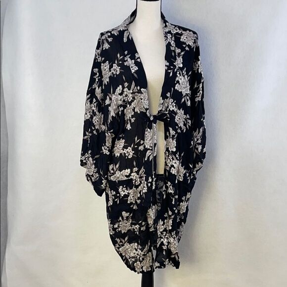 Spiritual Gangster floral robe/kimono - Picture 1 of 9